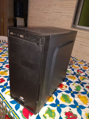 Imagem 5 de 5 de Pc Gamer Usado I3 2120, 8gb, 120 Ssd, Placa De Vídeo 9500 Gt