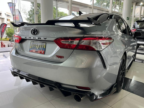 Imagen 3 de 9 de Toyota Camry Trd