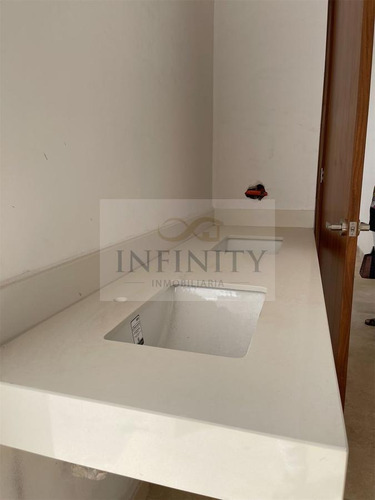 Imagen 14 de 20 de Casa De Una Planta En Amplio Terreno De 1000m2- San Ramón Norte