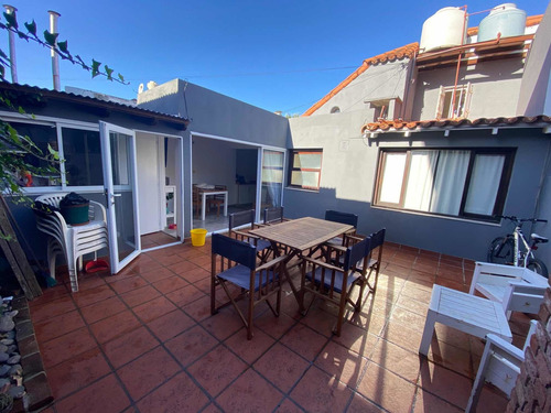 Imagen 21 de 26 de Alquiler Temporario. 5 Amb, 8 Personas -3 Baños, Patio Y Parrilla- Excelente Ubicación. Disponible A Partir Del 22 De Febrero Y Marzo