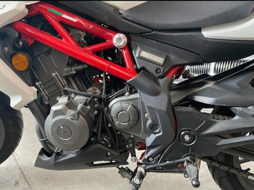 Imagen 8 de 15 de Benelli Tnt