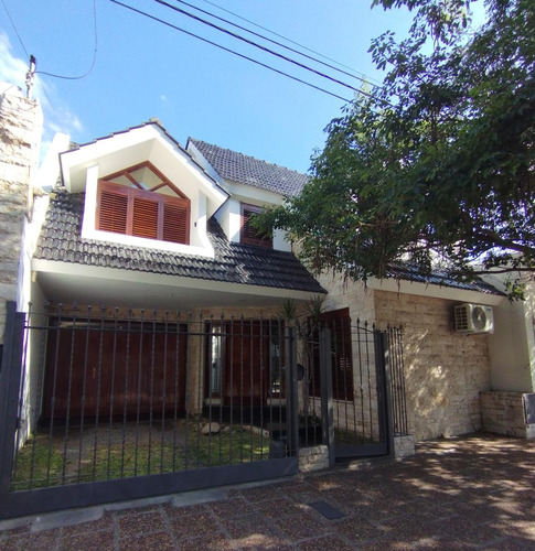 Casa En  Venta En General Pueyrredon - 3 Dormitorios De Categoria!