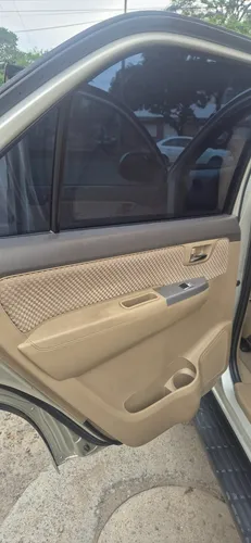 Toyota Fortuner 2.7l 4x2