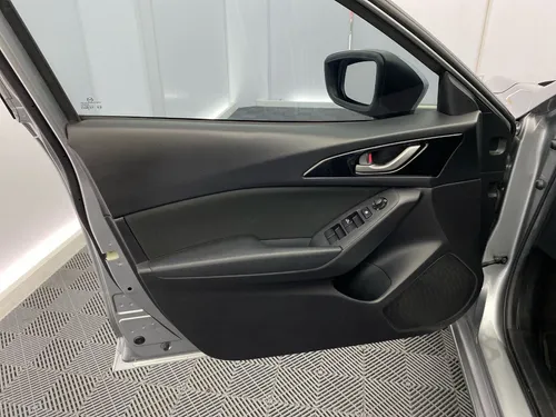 Mazda 3 2.0 Touring