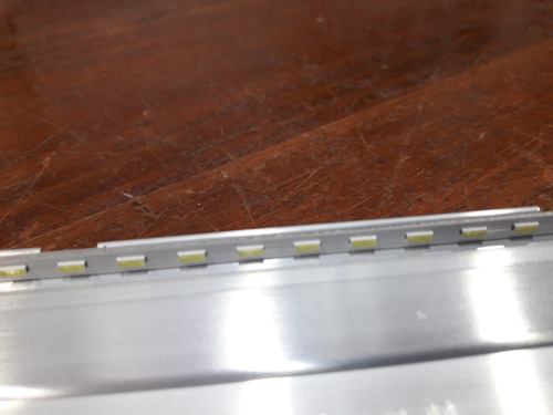 Tira Led Sanyo Lce24xh15 Noblex 24ld873ht Philco Pld2415ht (Usado)