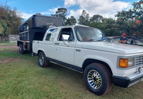 Chevrolet D20 1990