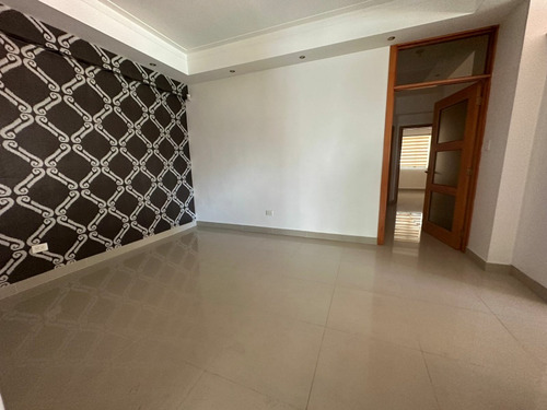 Imagen 3 de 8 de Apartamento En Venta, Rebajado En El Mirador Sur
