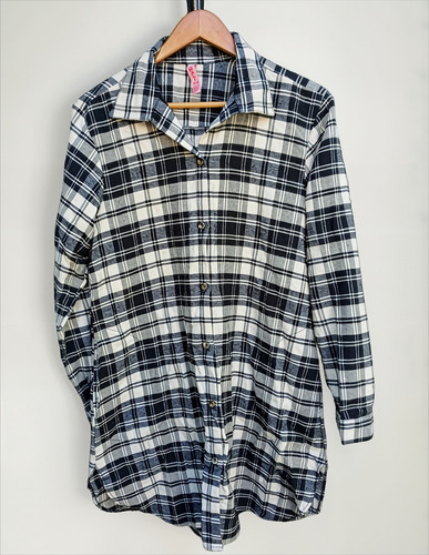 Camisa Larga A Cuadros Blanca Y Negra