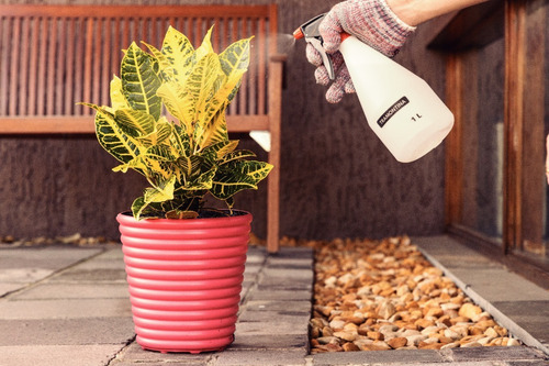 Pulverizador Fumigador Manual 1 Litro Jardin Tramontina