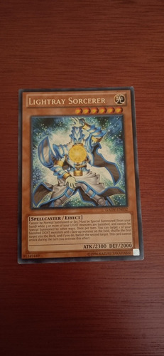 Lightray Sorcerer (Usado)