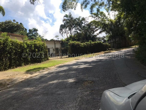 Vendo Terreno De 1055 Mtrs. En Calle Privada Con Vigilancia, Y Todos Los Servicios.!!!