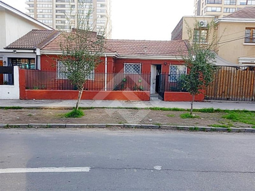 Casa En Venta De 4 Dorm. En San Miguel