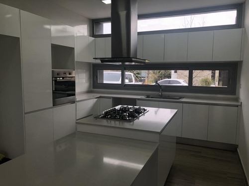 Imagen 25 de 30 de Casa Minimalista A Estrenar - Weston - Moreno - Venta - Permuta - Financia - Piscina