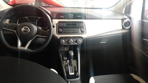 Imagem 4 de 5 de Nissan Versa Novo Sense Mt - Lançamento