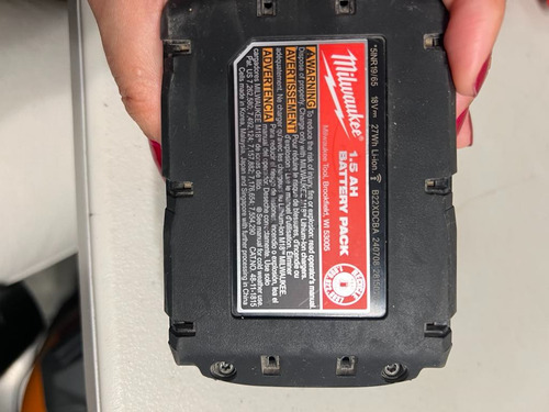 Milwaukee 48-11-1815 M18 Bateria 1.5ah (Usado)