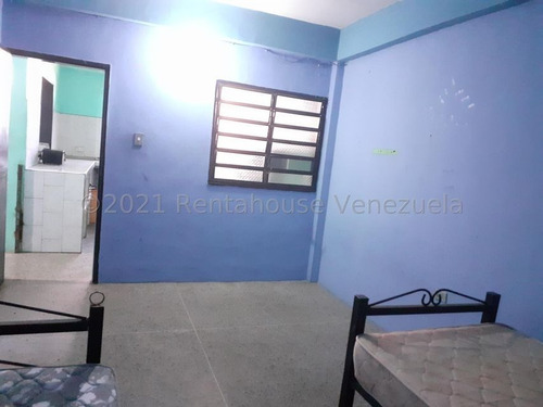 Imagen 7 de 16 de Casa En Venta En Zona Centro, San Juan De Los Morros 22-4679