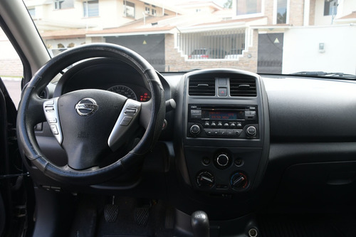 Imagen 5 de 10 de Nissan Versa