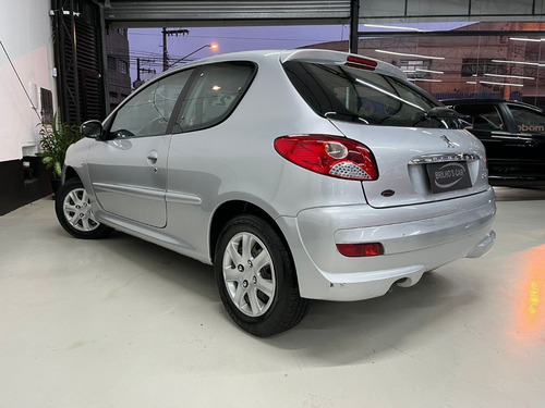 Imagem 6 de 11 de Peugeot 207 Xr 1.4 2012 2 Portas