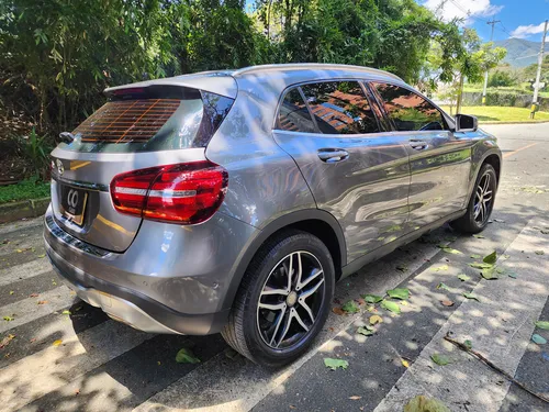 Mercedes-Benz Clase GLA 1.6 Urban