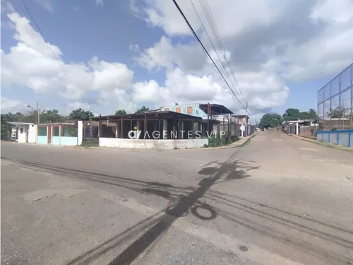 Zona Oeste, Sector La Cruz