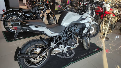Imagen 9 de 15 de Benelli Trk 502