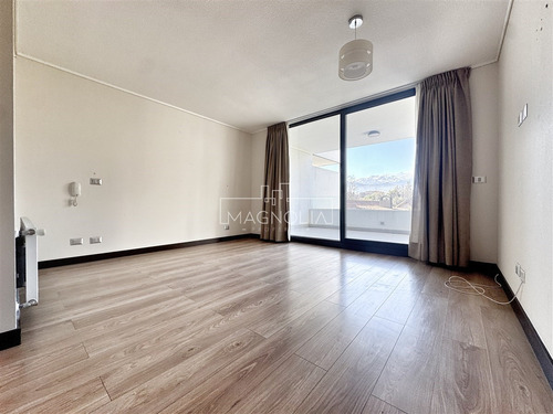Departamento En Venta De 4 Dorm. En Lo Barnechea
