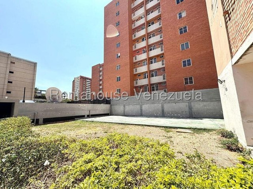 Sara Pastran Vende Apartamento En El Este De Barquisimeto Piso Bajo Código 25-17788 Sps