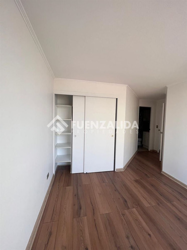 Departamento En Venta De 2 Dorm. 2 Bañ,1 Estac En La Florida