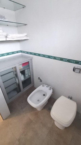Barrio Los Dos Chinos, Funes, 4 Dormitorios, Pileta, Lote 525 M2, 197 M2 Cubiertos