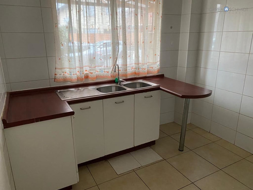 Casa En Venta De 3 Dorm. En Machalí