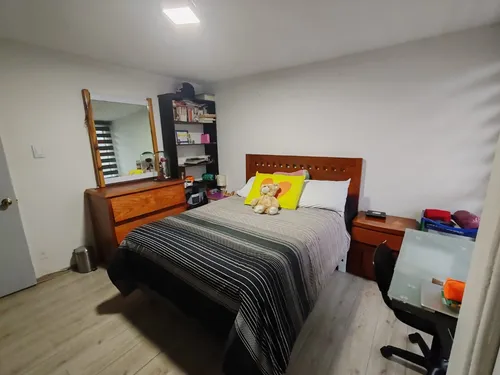 Casa Sola Con Departamento Independiente A Un Costado De Uvm Coyoacán