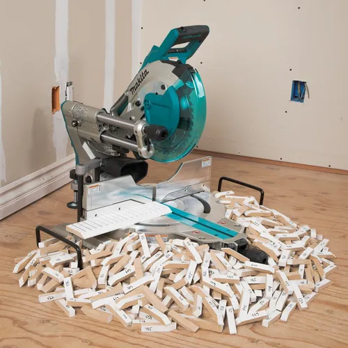 Makita Sierra De Inglete Doble Bisel Xsl06z Inalámbrica