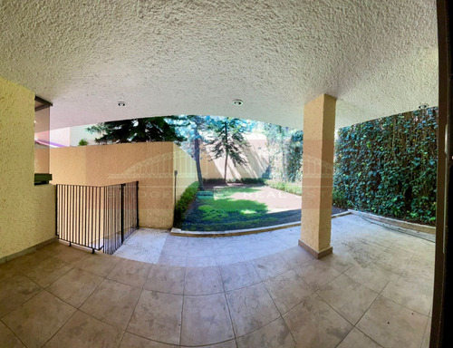 Gran Casa En Renta En Condominio En Pico De Sorata, Jardines De La Montaña, Cdmx.