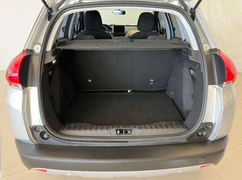 Imagen 10 de 24 de Peugeot 2008 Allure 1.6