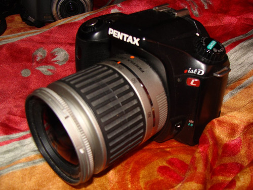Imagen 1 de 6 de Camara Digital De 10 Mp Marca Pentax
