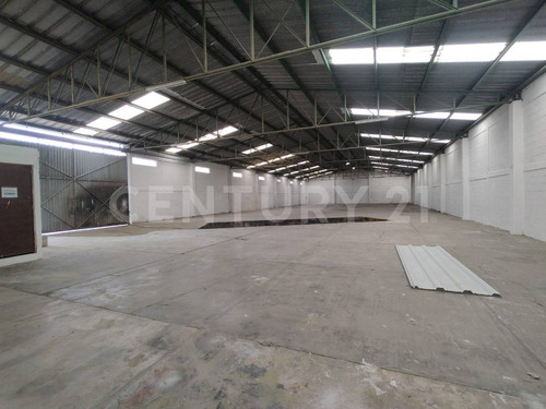 Bodega En Renta 1,000 M2, Chipilo, Pue.