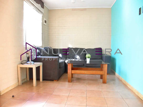Casa De 2 Pisos 3d 2 B En Maipú (94475)