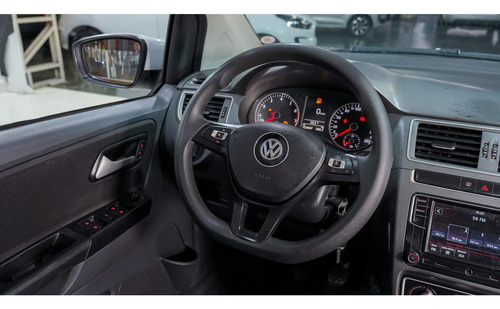 Volkswagen Fox 1.6 MSI TOTAL FLEX CONNECT 4P MANUAL