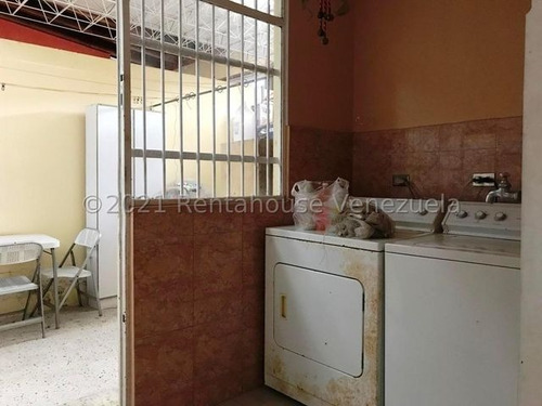 Imagen 15 de 30 de Santa Paula Mls# 22-11473 Wendy Marrero 0424-1275714/ 0426-5178744