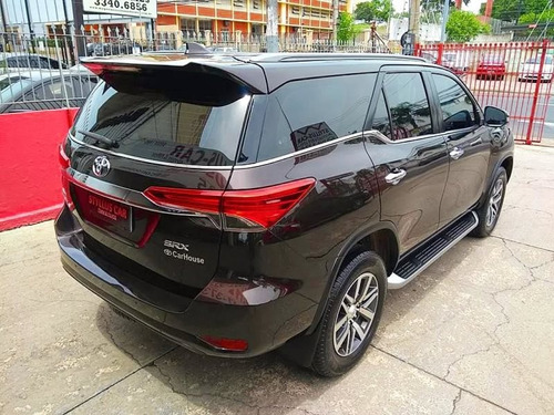 Toyota SW4 2.8 Tdi Srx 7l 4x4 Aut. 5p