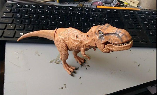 2015 Hasbro Jurassic Park World Rex Chomping Action 21 Cms
