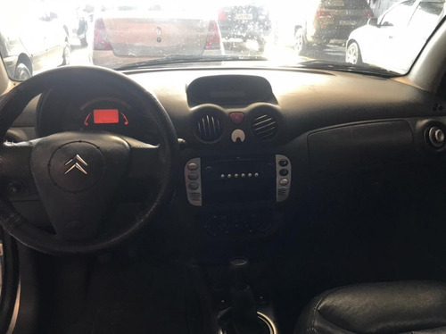 Imagem 6 de 10 de Citroen C3 Exclusive 1.4 Flex 2010