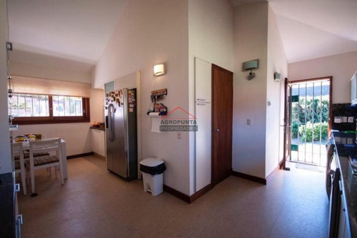 Excelente Casa En Venta Y Alquiler - Playa Mansa- Ref: 5519