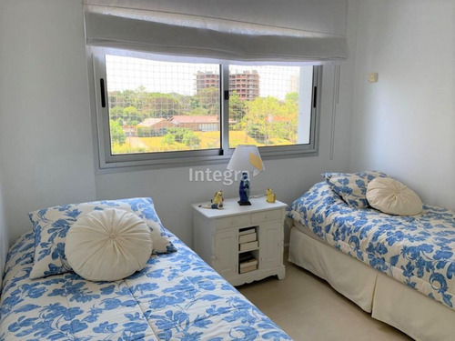 Imagen 15 de 30 de Apartamento En Alquiler De Verano -playa Brava