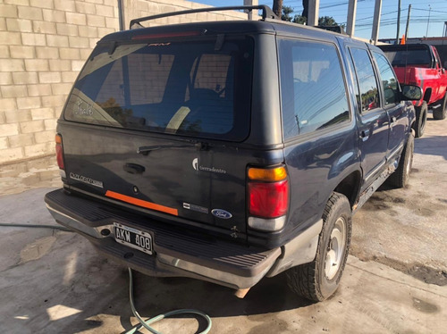 Explorer Xlt 4x4 Mod95 Efectivo$300.000 / Permuto.