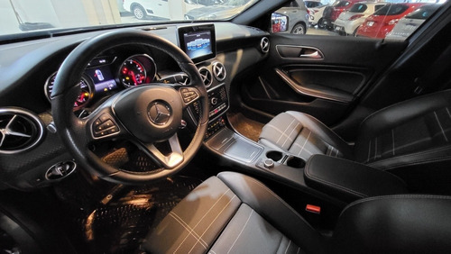 Imagen 7 de 7 de Mercedes-benz A 200 At 2016