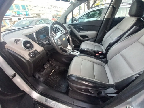 Imagen 9 de 16 de Chevrolet Tracker 2014 1.8 Ltz+ Awd At 140cv