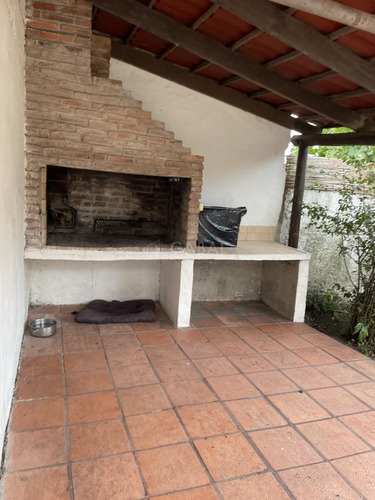 Casa 3 Dormitorios En Carrasco Norte