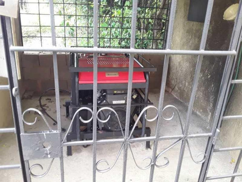Estupenda Casa Estilo Colonial, Con Mas De 3 Hectareas De Terreno, Pozo Propio, Planta Electrica, Con Maravillosas Areas De Recreacion, Caney, Piscina, Patio De Bolas Criolla, Parque Infantil, Cancha