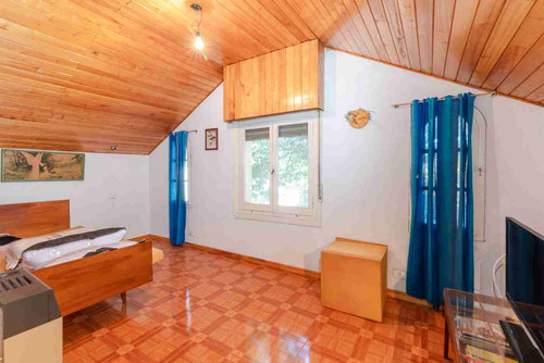 Venta Casa 6amb Cochera Hurlingham Permuta